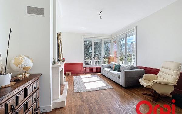 Maison à vendre    7 pièces • 180 m2 Pierre-Bénite