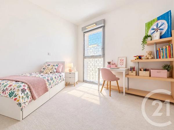 Appartement F4 à vendre  4 pièces - 77,20 m 2   ORLY  - 94