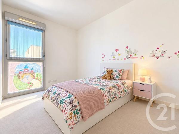 Appartement F4 à vendre  4 pièces - 77,20 m 2   ORLY  - 94