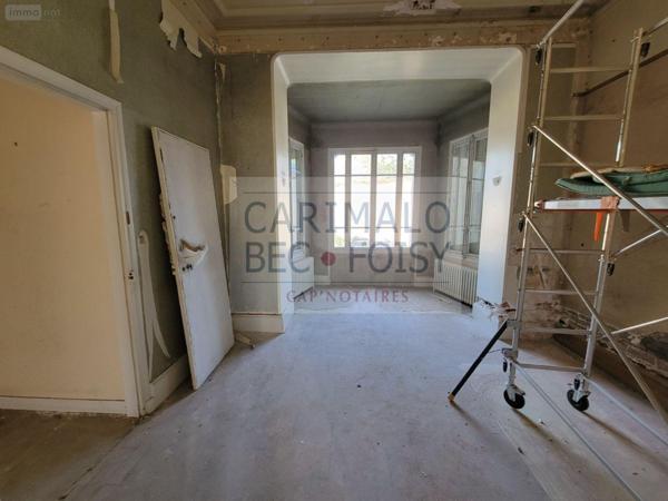 Immeuble de rapport à vendre à Châteaudun dans l'Eure-et-Loir (28200), ref : RCS/863   
Centre-ville