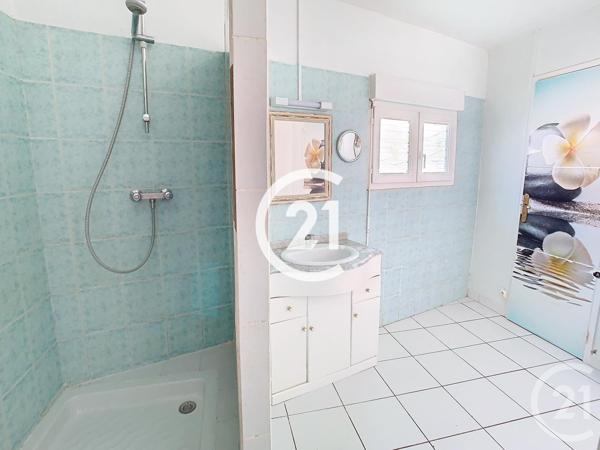 Maison à vendre  5 pièces - 110 m2 CHATEAUBERNARD - 16