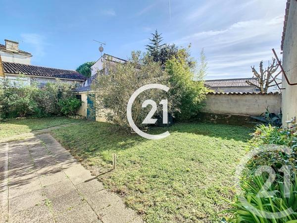 Maison à vendre  5 pièces - 110 m2 CHATEAUBERNARD - 16