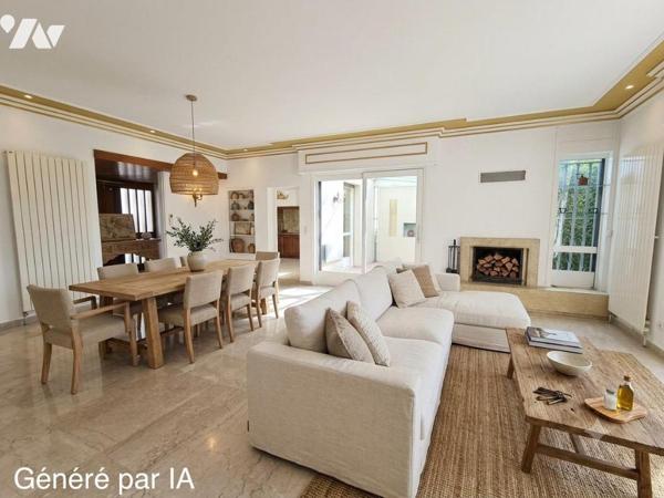 VILLA D'ARCHITECTE DE 1970 DE PLAIN-PIED T5+1 VÉRANDA SUR UN TERRAIN DE 586M2 AVEC PISCINE ET GARAGE