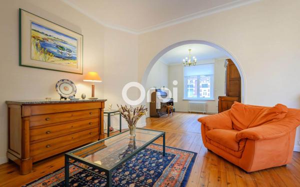 Maison à vendre    7 pièces • 215 m2 Douai