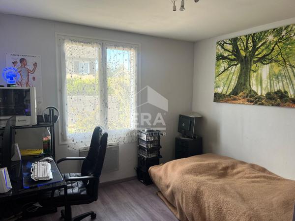 Maison plain-pied de 5 pièces de 111 m² à AOSTE (38)