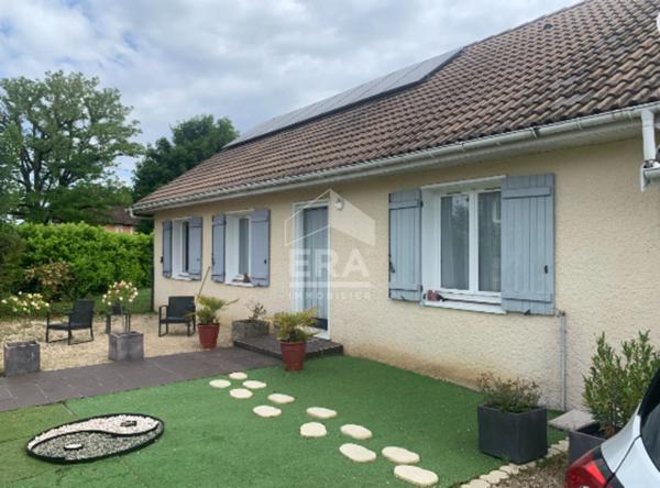 Maison plain-pied de 5 pièces de 111 m² à AOSTE (38)