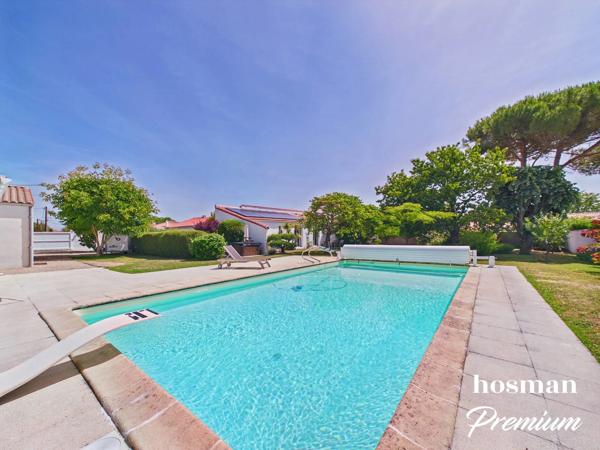 RARE Portes de la Rochelle – Propriété d’architecte avec piscine sur plus de 1 750 m²