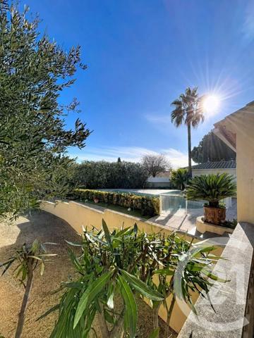 Maison à vendre  7 pièces - 192,19 m 2   PIGNAN  - 34