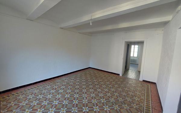 Appartement à louer    3 pièces •  Lunel