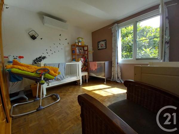 Maison à vendre  6 pièces - 101,25 m 2   GRAULHET  - 81