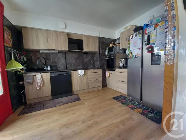 Maison à vendre  6 pièces - 101,25 m 2   GRAULHET  - 81