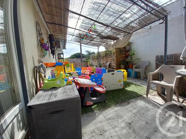 Maison à vendre  6 pièces - 101,25 m 2   GRAULHET  - 81