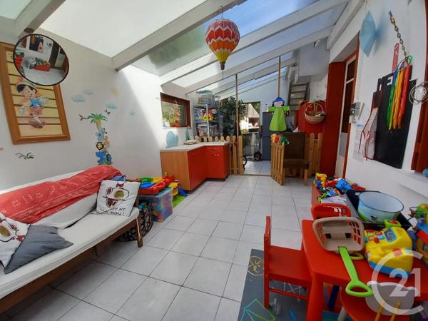 Maison à vendre  6 pièces - 101,25 m 2   GRAULHET  - 81