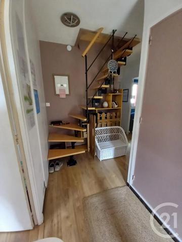 Maison à vendre  6 pièces - 101,25 m 2   GRAULHET  - 81