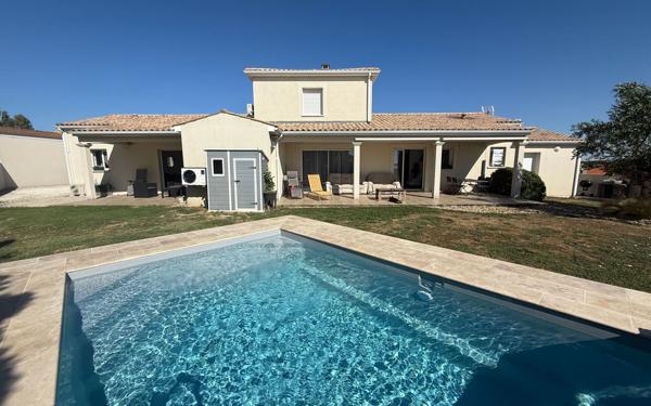 Maison à vendre    6 pièces • 171 m2 Meschers-sur-Gironde