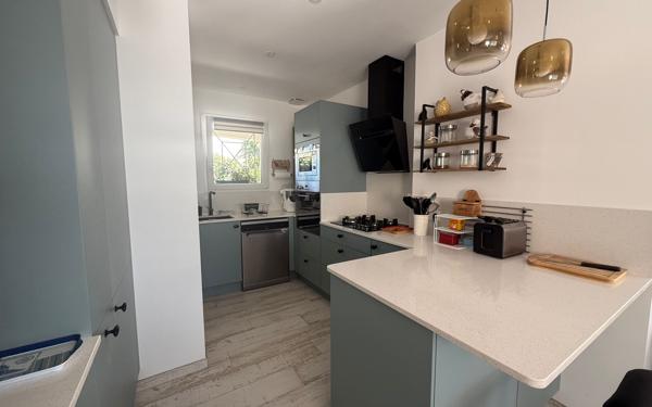 Maison à vendre    6 pièces • 171 m2 Meschers-sur-Gironde