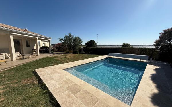 Maison à vendre    6 pièces • 171 m2 Meschers-sur-Gironde