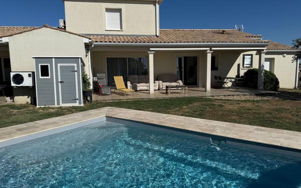 Maison à vendre    6 pièces • 171 m2 Meschers-sur-Gironde