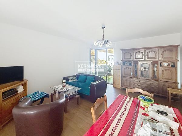 Appartement 2 pièces – 53 m² environ à L'Hermitage (ref : 39656)