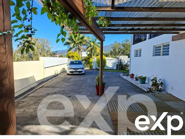 Villa  + dépendance au TAMPON 97430