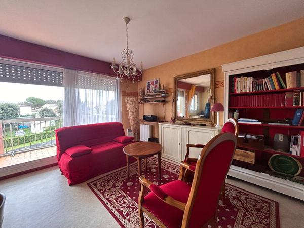 APPARTEMENT à VAUX SUR MER