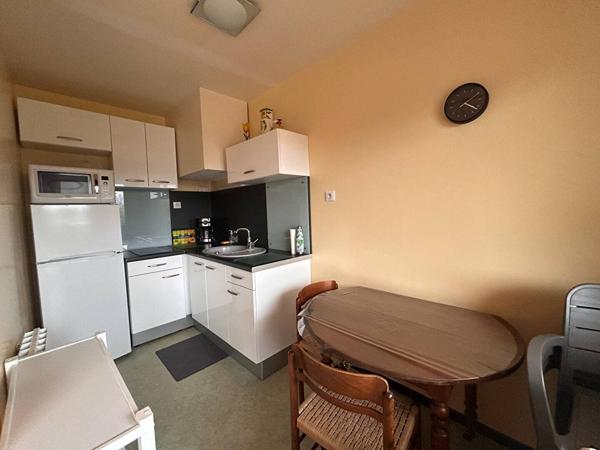 APPARTEMENT à VAUX SUR MER