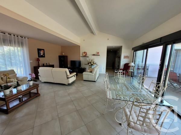 Maison à vendre  6 pièces - 192,25 m 2   MONTANS  - 81