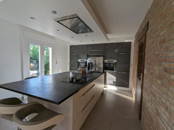 Mouvaux (59420) Mouvaux Centre/Hautmont - Semi plain-pied individuel de 170m²