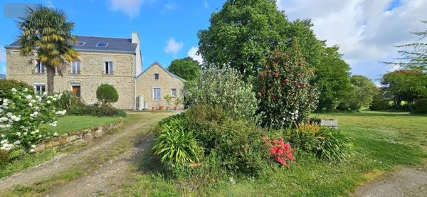 Maison à vendre à Plogonnec dans le Finistère (29180), ref : 29152-136