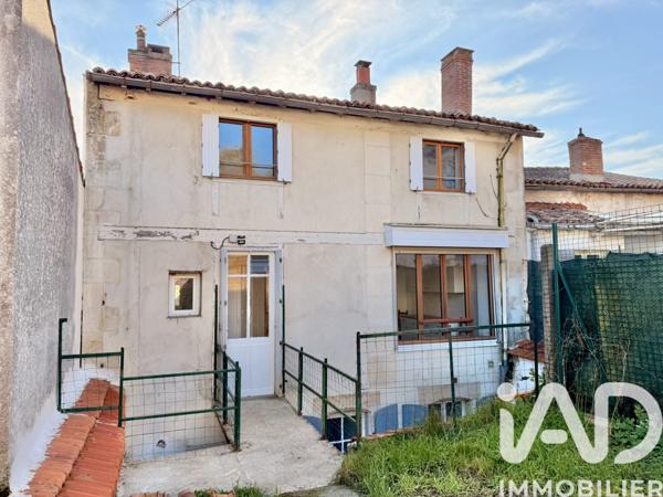 Maison à vendre 7 pièces 153 m² Fontenay-le-Comte