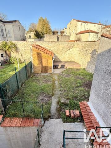 Maison à vendre 7 pièces 153 m² Fontenay-le-Comte