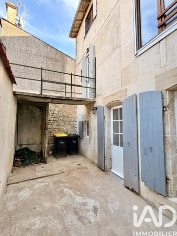 Maison à vendre 7 pièces 153 m² Fontenay-le-Comte