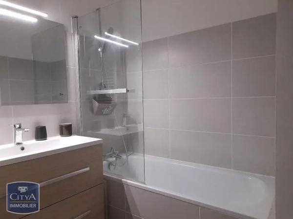 Appartement à louer 1 pièce 33.44m² Ramonville-Saint-Agne (31520)