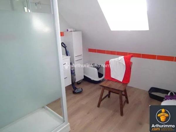 Vente                                                      Maison
                        
                     6 pièces                      173 m2                     à Matha