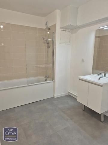 Appartement à louer 3 pièces 68.8m² Nieppe (59850)