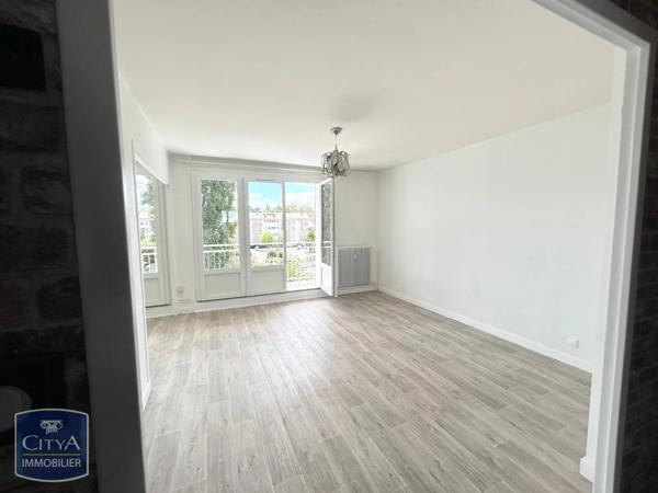 Appartement à louer 3 pièces 73.56m² Roanne (42300)