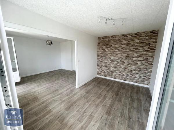 Appartement à louer 3 pièces 73.56m² Roanne (42300)