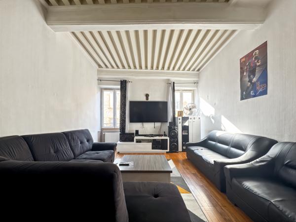 Trévoux (01600) Investissement locatif : Trévoux : grand appartement T2 à vendre 115500 € loué 550€