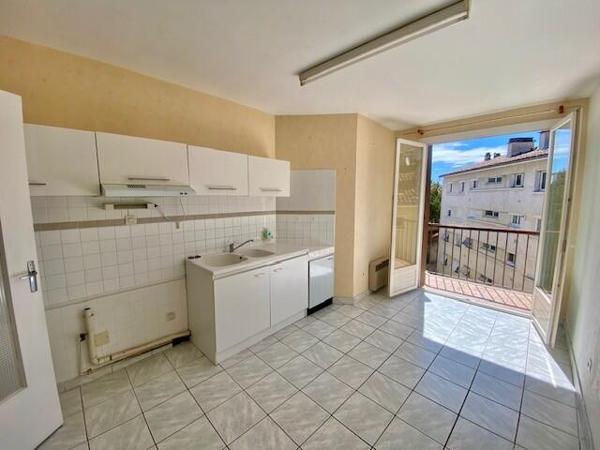 Auch - Spacieux T3 lumineux sans vis-à-vis avec garage!