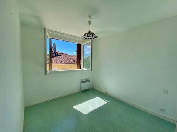 Auch - Spacieux T3 lumineux sans vis-à-vis avec garage!