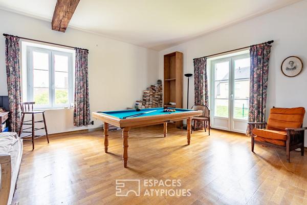 Grande longère familiale en pierre de taille avec jardin près de Crépy-en-Valois