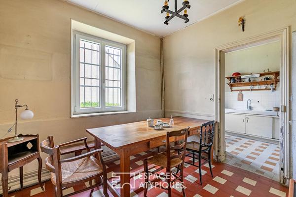 Grande longère familiale en pierre de taille avec jardin près de Crépy-en-Valois