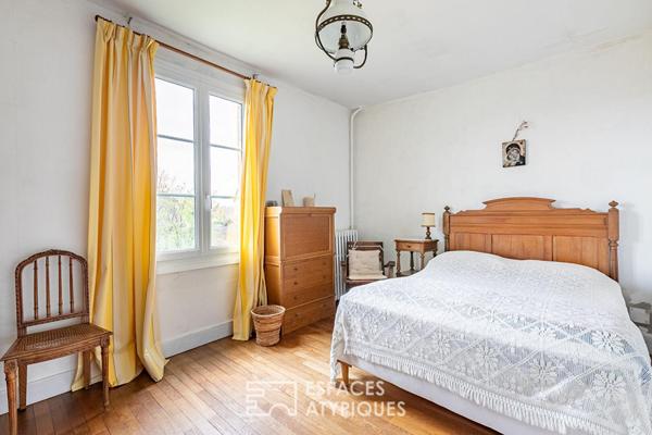 Grande longère familiale en pierre de taille avec jardin près de Crépy-en-Valois