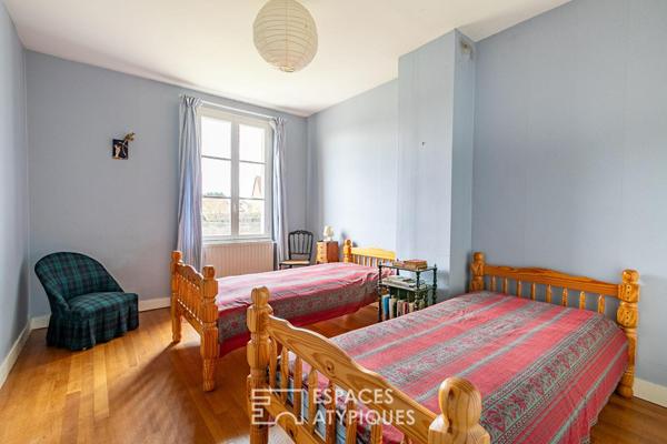 Grande longère familiale en pierre de taille avec jardin près de Crépy-en-Valois