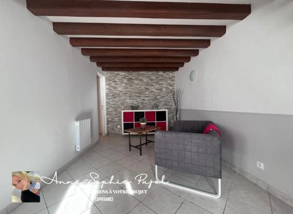 DUPLEX DE 59 m², STATIONNEMENT ET ESPACE EXTÉRIEUR