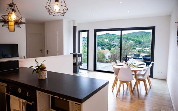 Maison à vendre    11 pièces • 213 m2 Durban-Corbières