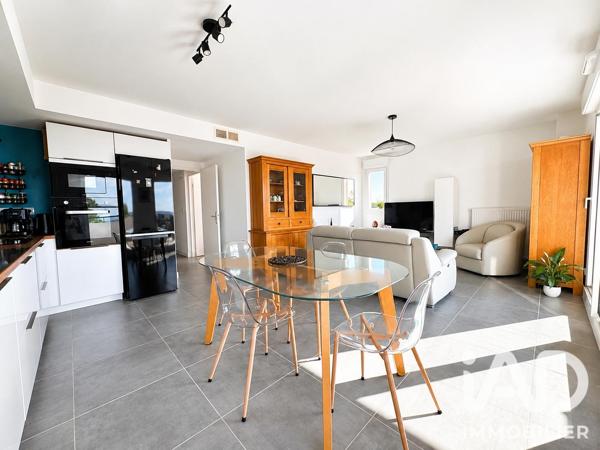 Appartement à vendre 5 pièces 96,8 m² Villeneuve-lès-Avignon