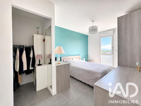 Appartement à vendre 5 pièces 96,8 m² Villeneuve-lès-Avignon