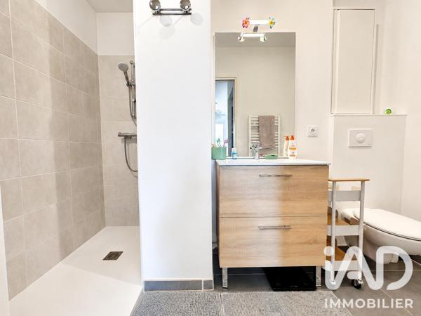 Appartement à vendre 5 pièces 96,8 m² Villeneuve-lès-Avignon