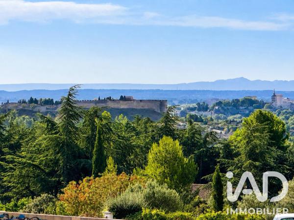 Appartement à vendre 5 pièces 96,8 m² Villeneuve-lès-Avignon
